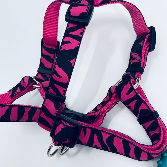 Zebra Print Dog Harness and Chew Toys - Medium Size - Picture 7 of 7
